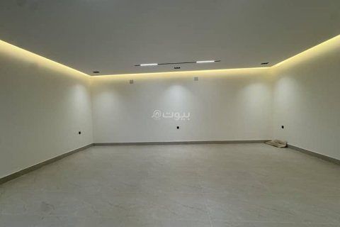 5 bedrooms Villa in Riyadh, Saudi Arabia No. 59991 5