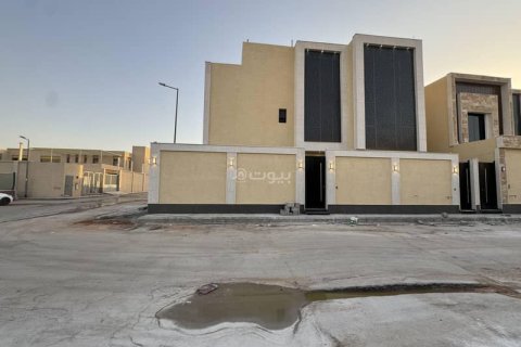 5 bedrooms Villa in Riyadh, Saudi Arabia No. 59991 20