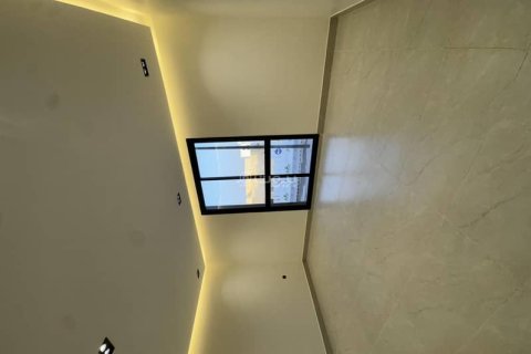 5 bedrooms Villa in Riyadh, Saudi Arabia No. 59991 16