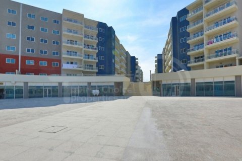 Apartment de 2 dormitorios en Al Reef, UAE No. 172522 15