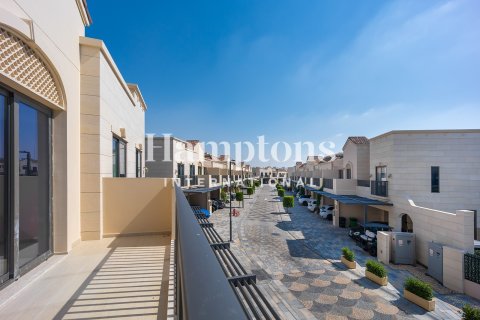 3 bedrooms Townhouse in Hillside at Jumeirah Golf Estates, UAE No. 151363 3