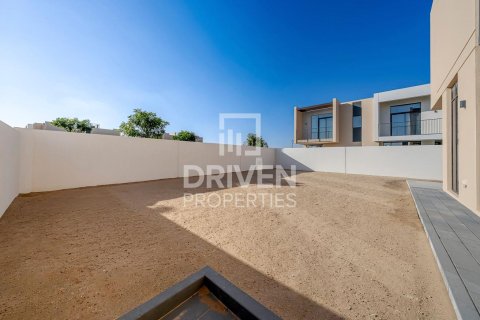 4 غرف نوم فيلا في EMAAR South, الإمارات العربية المتحدة رقم 139136 27