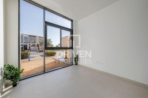 4 غرف نوم فيلا في EMAAR South, الإمارات العربية المتحدة رقم 139136 10