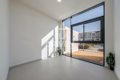 4 غرف نوم فيلا في EMAAR South, الإمارات العربية المتحدة رقم 139136 11