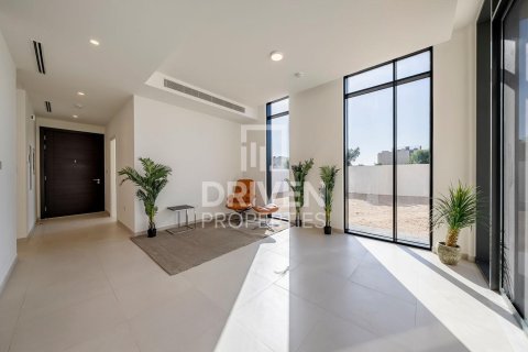 4 غرف نوم فيلا في EMAAR South, الإمارات العربية المتحدة رقم 139136 7