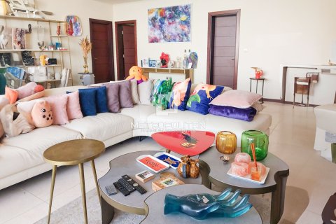 Apartment de 3 dormitorios en Tiara Residences, UAE No. 78196 6
