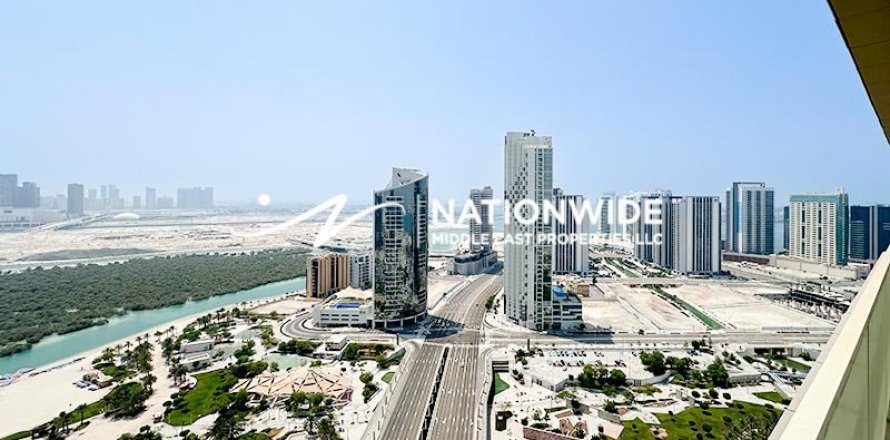 Квартира с 3 спальнями  №125836