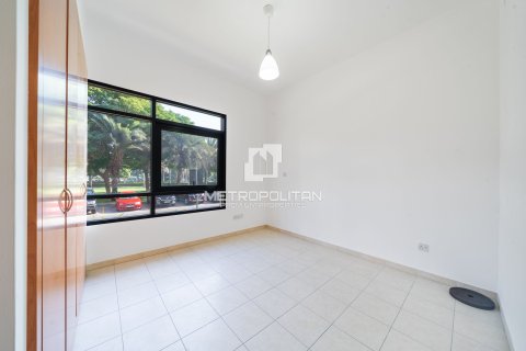 2 bedrooms Apartment No. 129849 13