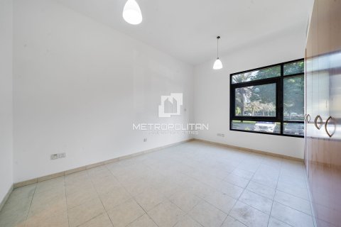 2 bedrooms Apartment No. 129849 17