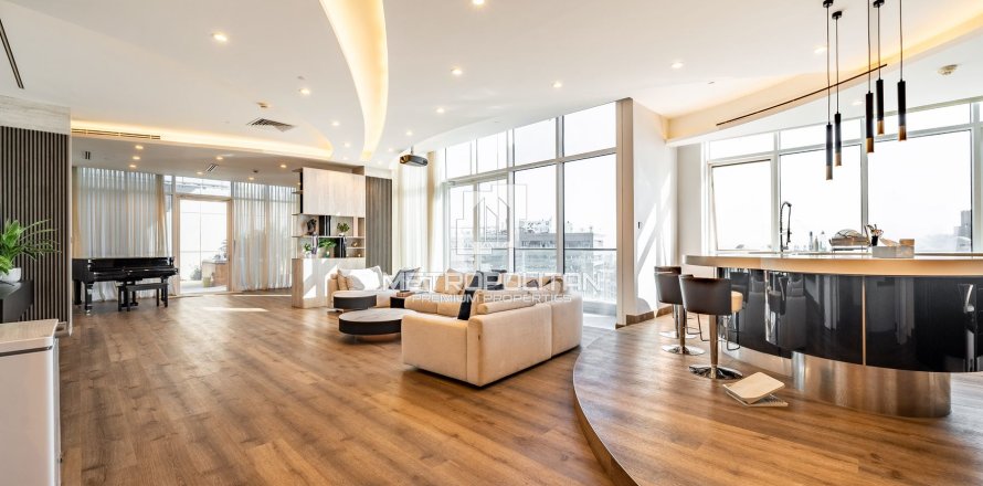 4 bedrooms Penthouse No. 129846