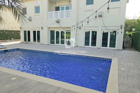 4 bedrooms Villa No. 129845 3