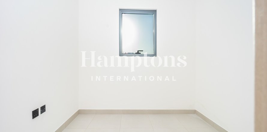 4 bedrooms Townhouse  No. 133118