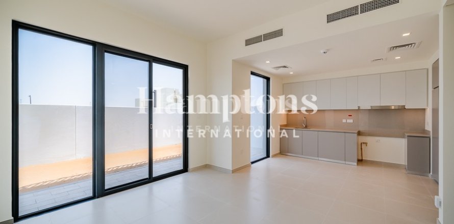 Таунхаус с 4 спальнями  №133123