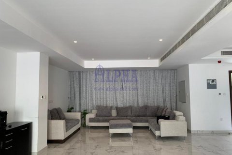 7 bedrooms Villa  No. 105911 7