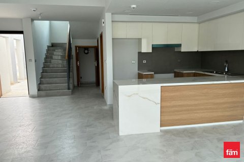 Villa de 3 dormitorios en Dubai, UAE No. 147519 4
