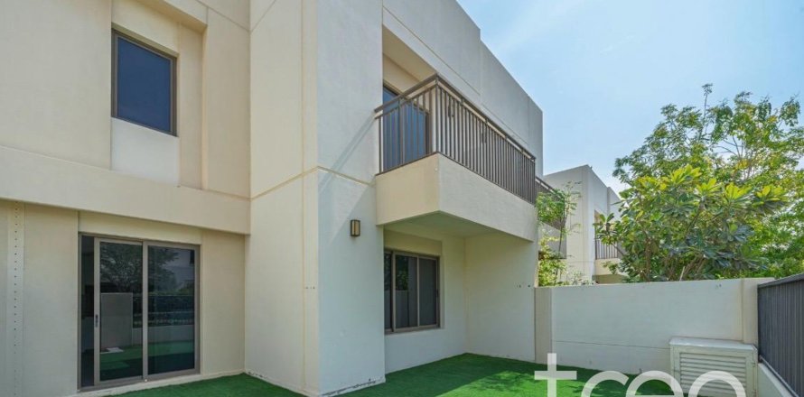3 bedrooms Villa in Noor Townhouses, UAE No. 200864