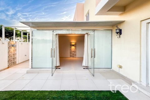 3 bedrooms Townhouse in Villanova, UAE No. 200863 16