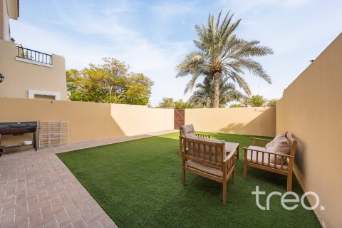 2 bedrooms Townhouse in Arabian Ranches, UAE No. 200867 18