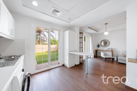 2 bedrooms Townhouse in Arabian Ranches, UAE No. 200867 25