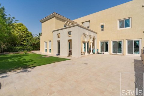 6 bedrooms Villa in Victory Heights, UAE No. 194655 4