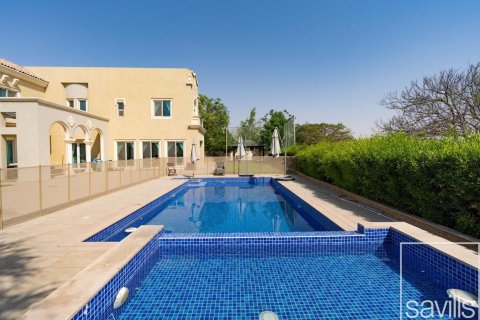 6 bedrooms Villa in Victory Heights, UAE No. 194655 16