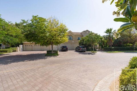 6 bedrooms Villa in Victory Heights, UAE No. 194655 3