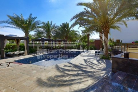 42.5m² Apartment in Al Ghadeer, UAE No. 172462 15