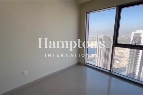 Квартира с 3 спальнями в Harbour Views 2, ОАЭ №186201 3