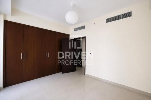 2 bedrooms Apartment in 29 Burj Boulevard, UAE No. 191644 6