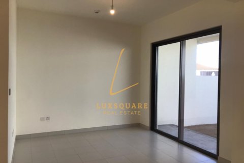 3 غرف نوم فيلا في EMAAR South, الإمارات العربية المتحدة رقم 146597 16