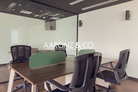 102مربع، مكتب في الخليج التجاري, الإمارات العربية المتحدة رقم 146600 7