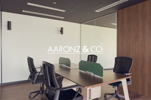 102مربع، مكتب في الخليج التجاري, الإمارات العربية المتحدة رقم 146600 6