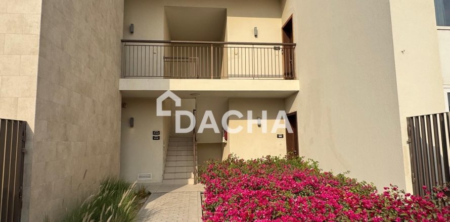 Квартира с 2 спальнями в EMAAR South, ОАЭ №186084