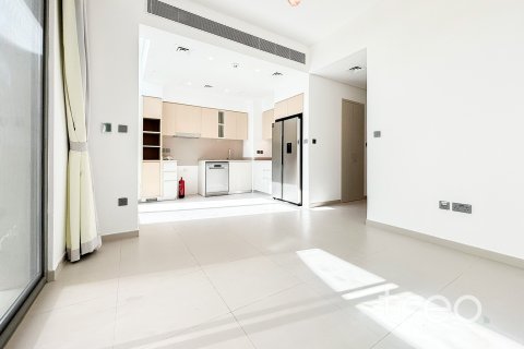 3 bedrooms Townhouse in Sun, UAE No. 174197 11
