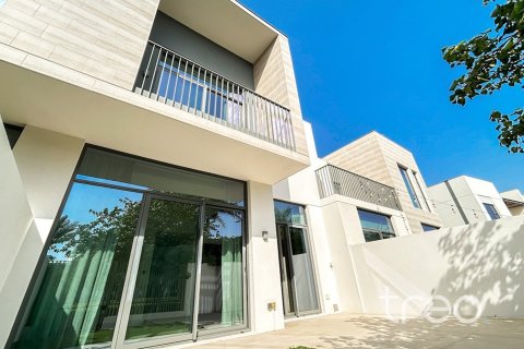 3 bedrooms Townhouse in Sun, UAE No. 174197