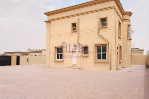 5 غرفة نوم  فيلا في Al Riffa, الإمارات العربية المتحدة رقم 165516 4