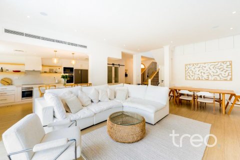 3 bedrooms Villa in Arabian Ranches, UAE No. 203843 4