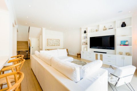 3 bedrooms Villa in Arabian Ranches, UAE No. 203843 8