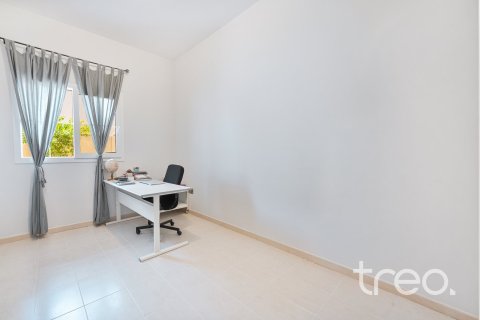 3 bedrooms Villa in Arabian Ranches, UAE No. 203838 6