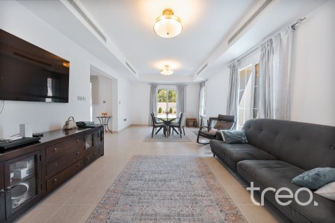 3 bedrooms Villa in Arabian Ranches, UAE No. 203838 11