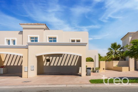 3 bedrooms Villa in Arabian Ranches, UAE No. 203838
