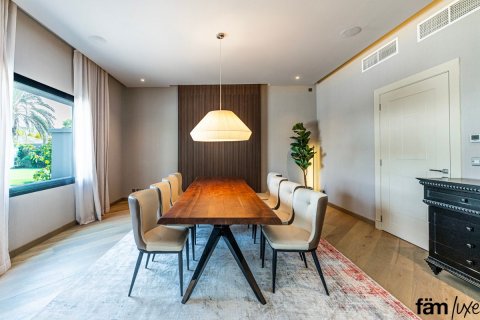 Villa de 5 dormitorios No. 119835 13