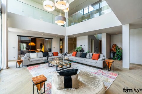 Villa de 5 dormitorios No. 119835 5