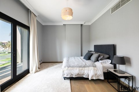 Villa de 5 dormitorios No. 119835 15