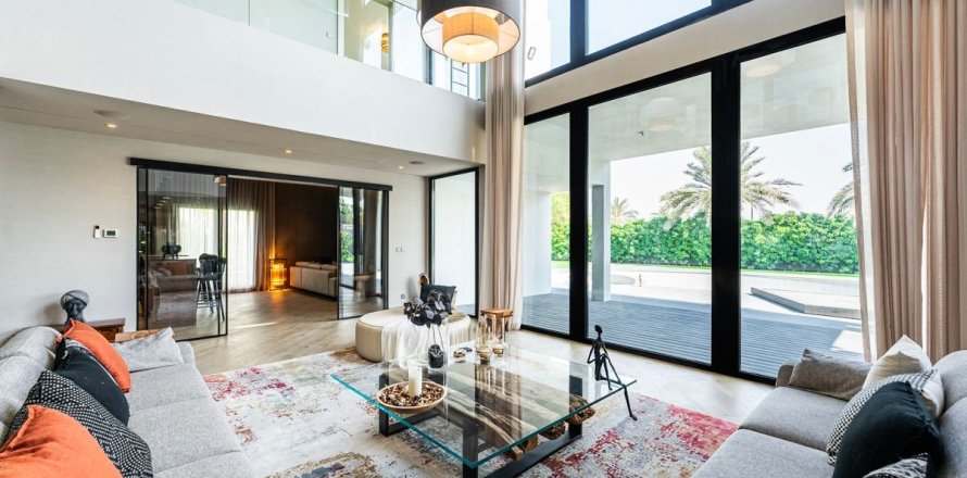 Villa de 5 dormitorios No. 119835