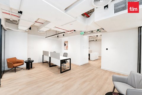 1064.9مربع، مكتب في Sheikh Zayed Road, الإمارات العربية المتحدة رقم 160782 8