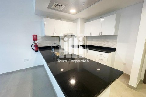 1 bedroom Apartment on the Saadiyat Island, UAE No. 7438 4