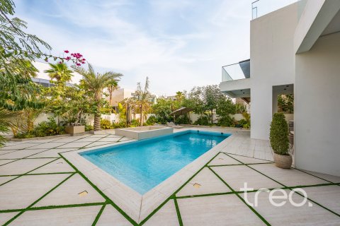 6 bedrooms Villa in Jumeirah Park, UAE No. 187980 3