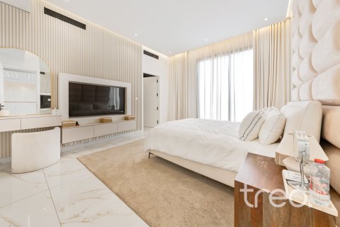 6 bedrooms Villa in Jumeirah Park, UAE No. 187980 20