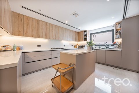 5 bedrooms Villa in Meadows, UAE No. 187979 10
